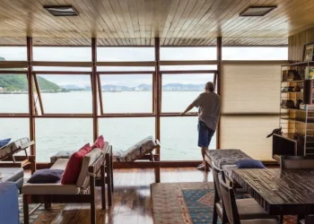 Mastering the Strategies of Building Wealth with Rich Dad, Poor Dad